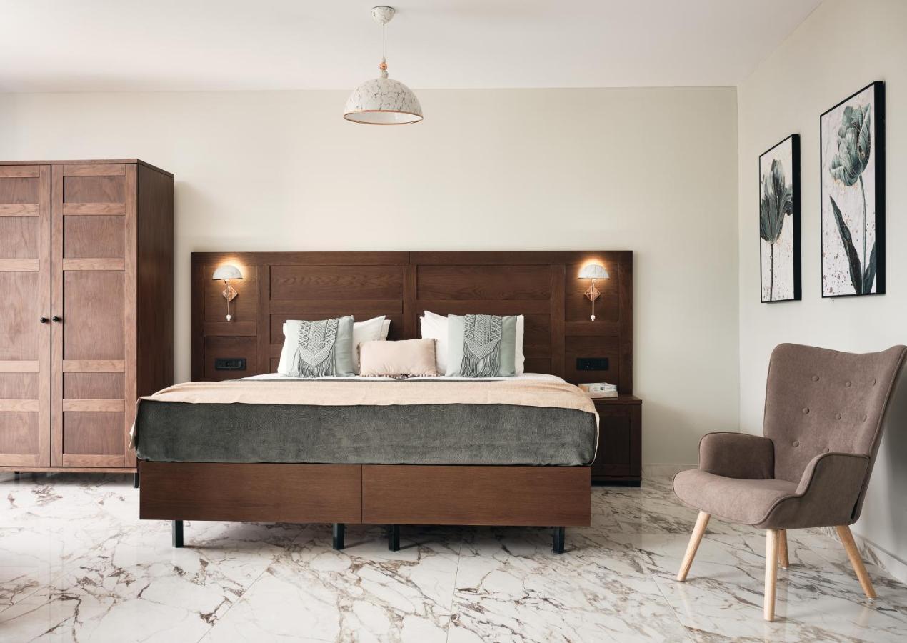 Letsos Hotel Аликанас Экстерьер фото