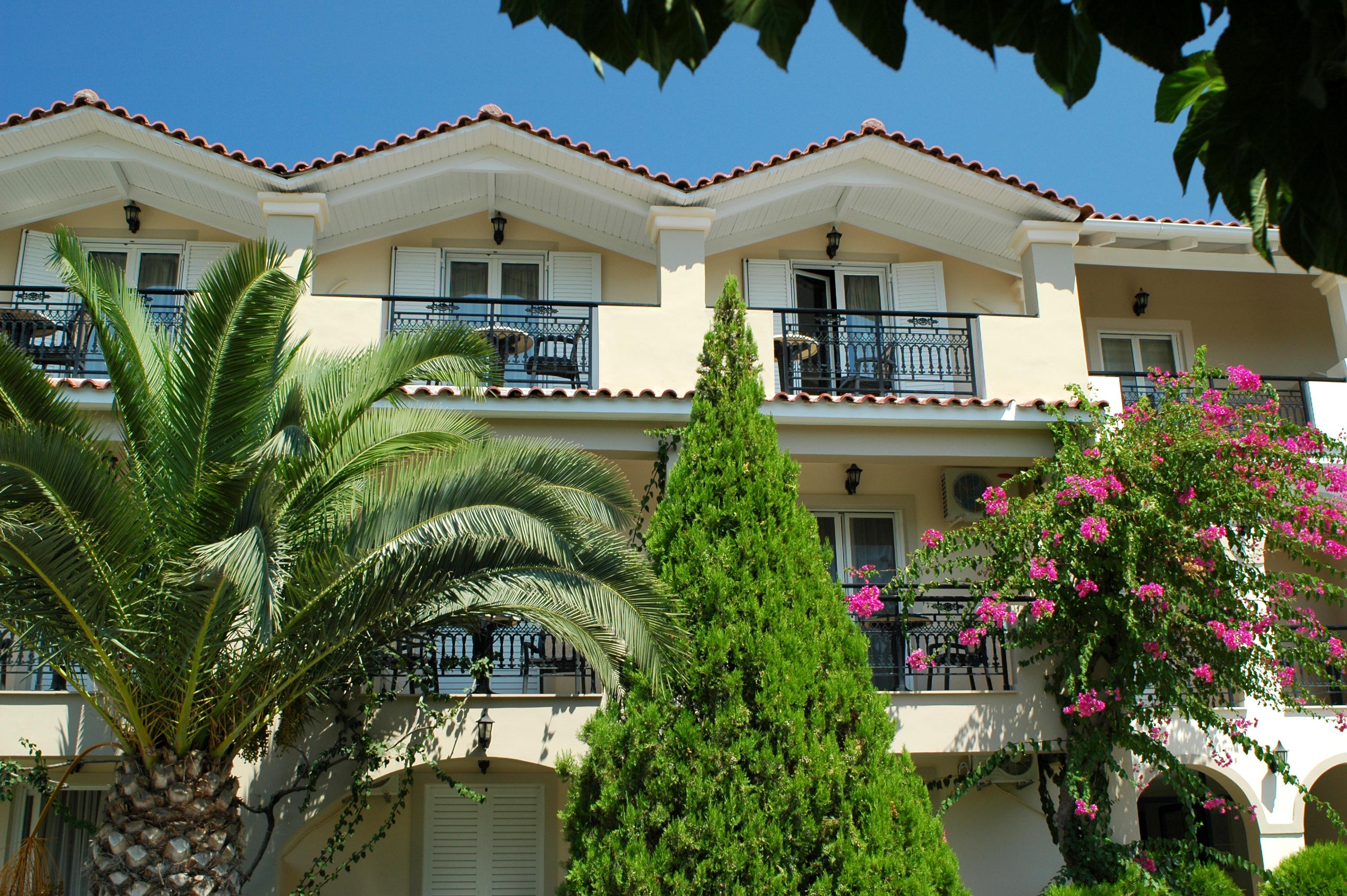 Letsos Hotel Аликанас Экстерьер фото