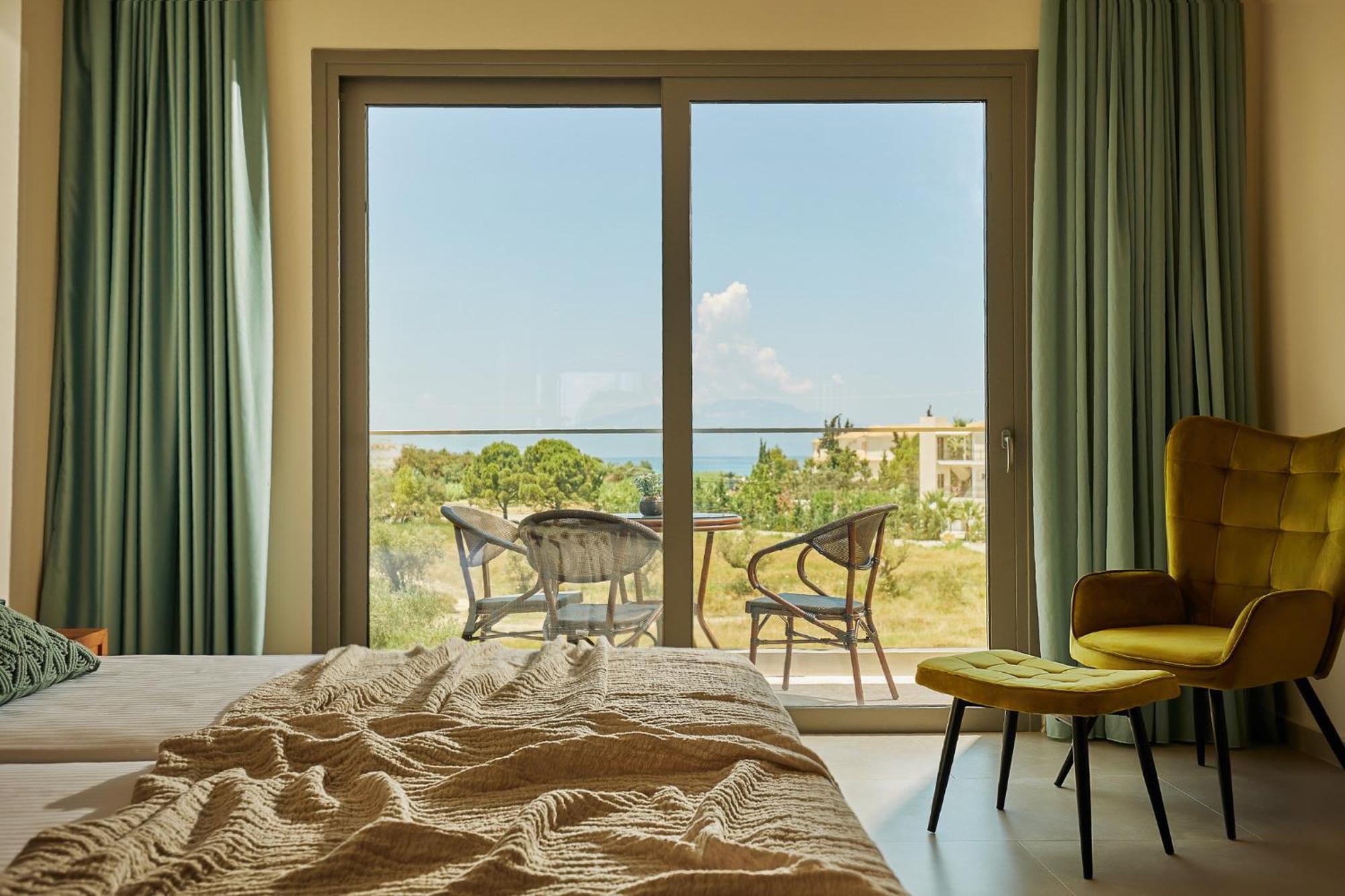 Letsos Hotel Аликанас Экстерьер фото