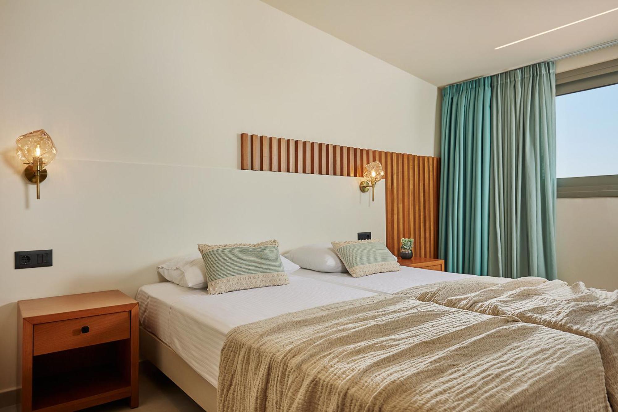 Letsos Hotel Аликанас Экстерьер фото